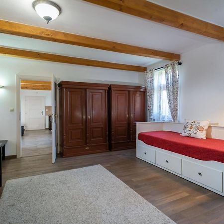 Appartement Farmaobeckov Sk Extérieur photo