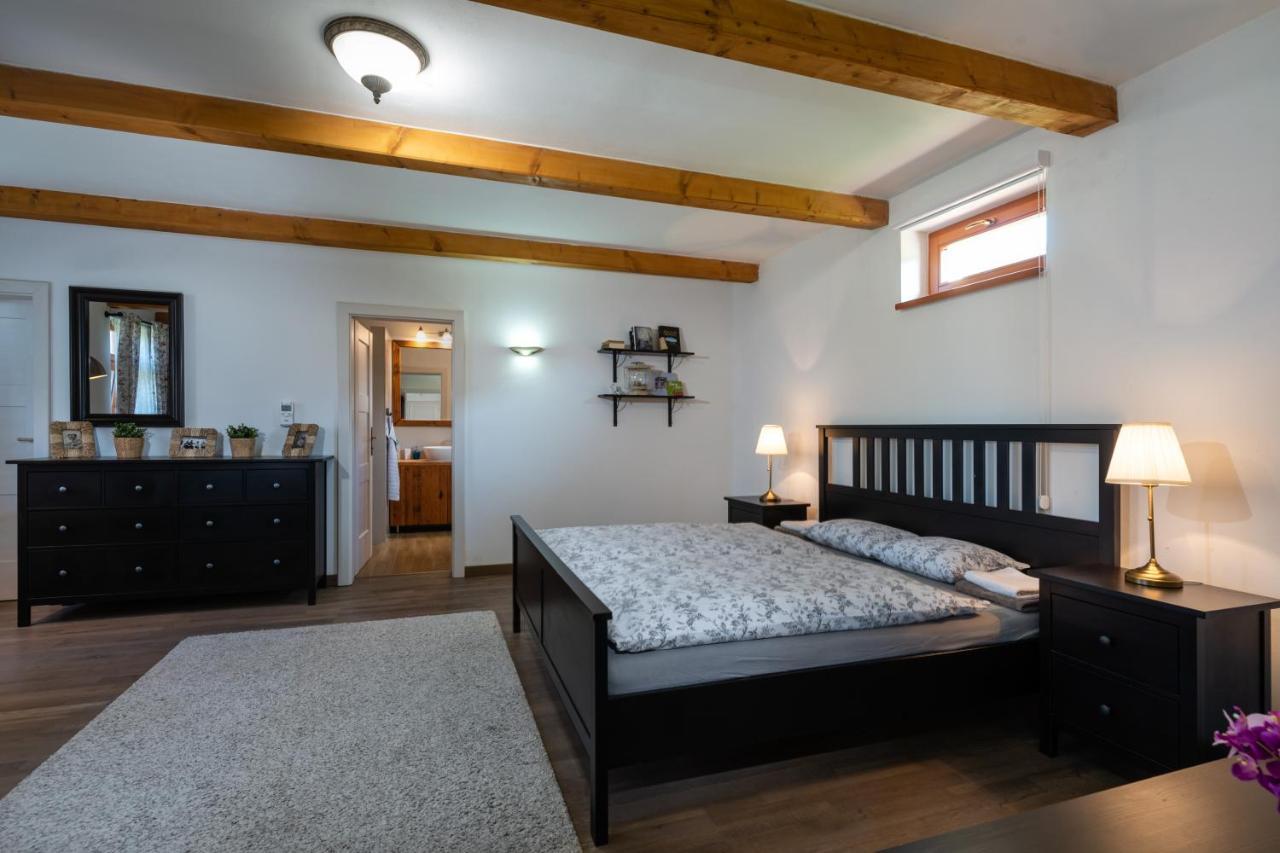 Appartement Farmaobeckov Sk Extérieur photo